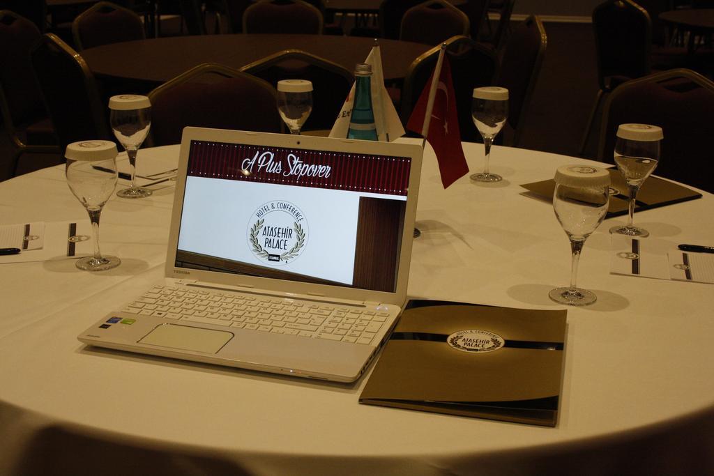 Atasehir Palace Hotel & Conference Istanbul Eksteriør bilde